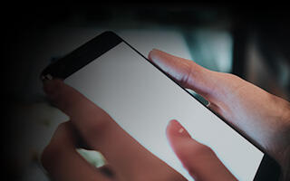 Kontakt - Telefon - sigma3D Foto von einem Smartphone-Display.